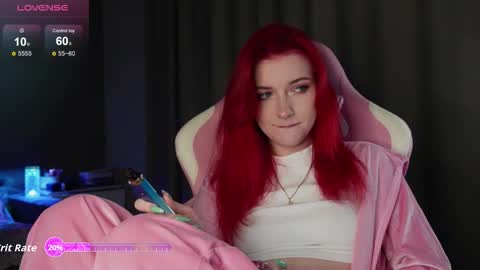 Snapshot of ooliviaa chatting on 10.01.25 Hannah online show from 10.01.25