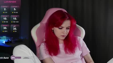 Snapshot of ooliviaa chatting on 10.24.25 Hannah online show from 10.24.25