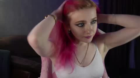 Snapshot of ooliviaa chatting on 03.12.26 Hannah online show from 03.12.26