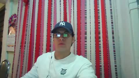 oomaurooo online show from 12.26.24