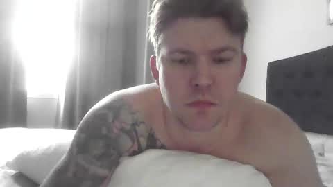 Snapshot of open_torequest chatting on 12.31.24 open_torequest online show from 12.31.24