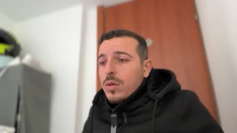 Snapshot of or690 chatting on 12.15.25 or online show from 12.15.25