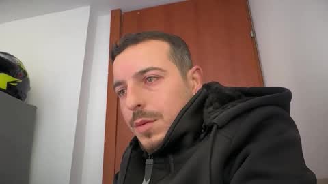 Snapshot of or690 chatting on 12.17.25 or online show from 12.17.25