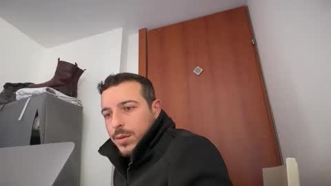 Snapshot of or690 chatting on 01.11.26 or online show from 01.11.26