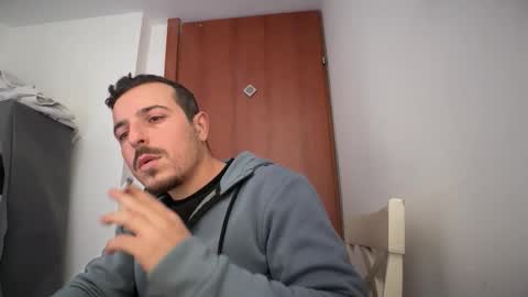 Snapshot of or690 chatting on 01.12.26 or online show from 01.12.26