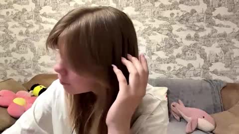 Snapshot of oracorker chatting on 09.10.25 Coraline online show from 09.10.25