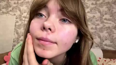 Snapshot of oracorker chatting on 10.16.25 Coraline online show from 10.16.25