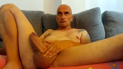 Snapshot of orbitory chatting on 10.18.25 orbitory online show from 10.18.25