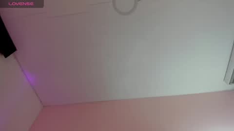 Miss Guzman  online show from 05.05.26