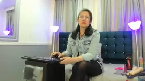 Oriana  online show from 04.26.26