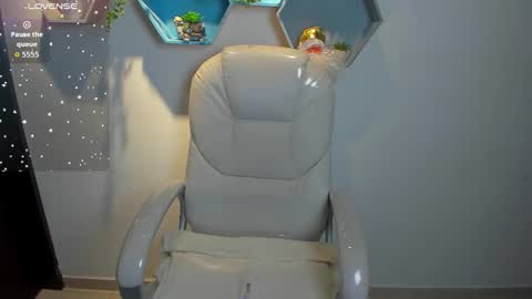 O R I  online show from 12.04.25