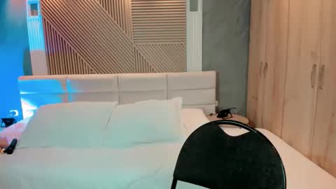 Snapshot of oriana_savatil chatting on 04.11.26 oriana savatil online show from 04.11.26