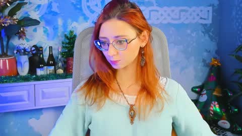 Snapshot of orianna_blade chatting on 12.31.24 Orianna -  Hi Im into geek culture cosplay crafting LARP games. Shall we play DnD online show from 12.31.24