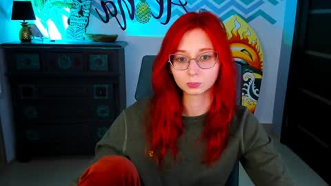 Snapshot of orianna_blade chatting on 01.10.25 Orianna -  Hi Im into geek culture cosplay crafting LARP games. Shall we play DnD online show from 01.10.25