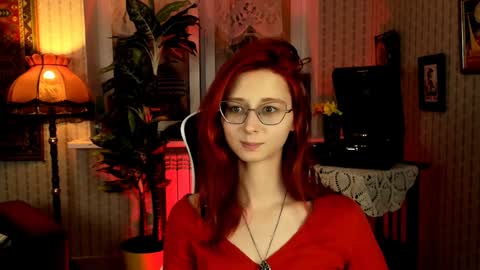 Snapshot of orianna_blade chatting on 01.14.25 Orianna -  Hi Im into geek culture cosplay crafting LARP games. Shall we play DnD online show from 01.14.25