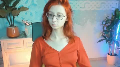 Snapshot of orianna_blade chatting on 01.23.25 Orianna -  Hi Im into geek culture cosplay crafting LARP games. Shall we play DnD online show from 01.23.25