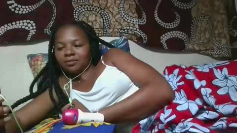 Snapshot of ornellahhh chatting on 02.13.26 ornellahhh online show from 02.13.26