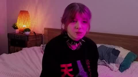 Snapshot of orvacurington chatting on 09.18.25 Ashley online show from 09.18.25