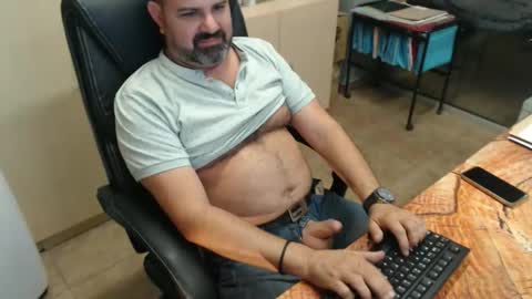 Oscar online show from 10.17.25