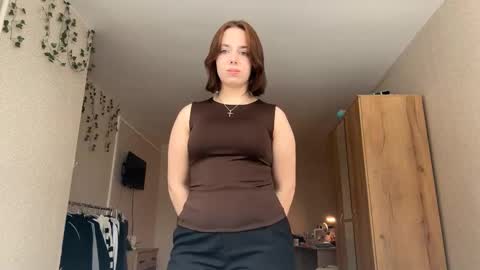 I am Miya ntmu Lets hit 10 Thumbs Up together online show from 02.28.26