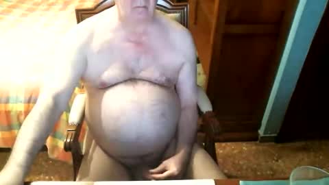 Snapshot of oscarw chatting on 06.02.26 Oscar online show from 06.02.26