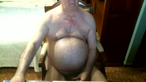 Snapshot of oscarw chatting on 06.12.26 Oscar online show from 06.12.26