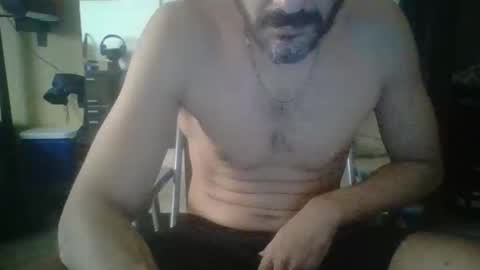 Snapshot of oshaka chatting on 11.24.25 HappyGrower online show from 11.24.25