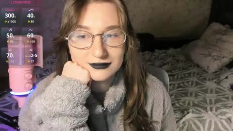 Snapshot of oskar_fucker chatting on 05.02.26 Leliana online show from 05.02.26