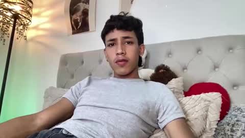 Snapshot of ostin_18hot chatting on 12.03.25 ostin 18hot online show from 12.03.25