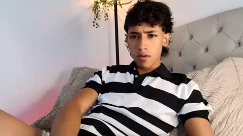 Snapshot of ostin_18hot chatting on 02.10.26 ostin 18hot online show from 02.10.26