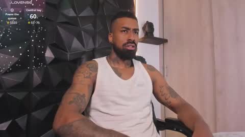 Snapshot of ostin_danielss chatting on 11.15.25 Ostin Daniels online show from 11.15.25