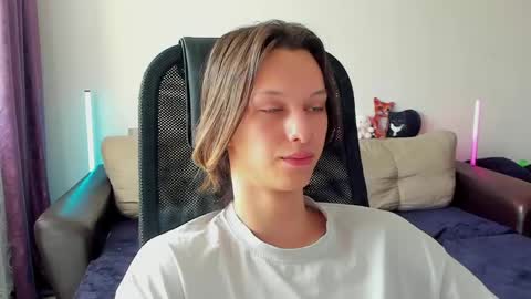 Ostin online show from 04.27.26