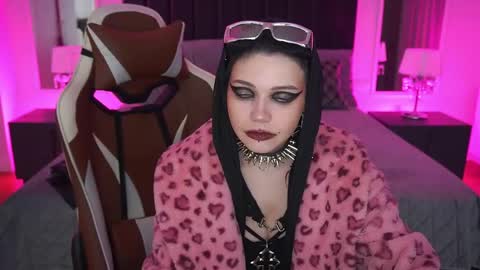 outfitobsession online show from 04.24.26