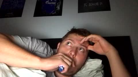 Snapshot of outflayd chatting on 11.13.25 outflayd online show from 11.13.25