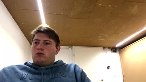 Snapshot of outflayd chatting on 12.16.25 outflayd online show from 12.16.25