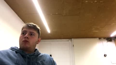 Snapshot of outflayd chatting on 01.14.26 outflayd online show from 01.14.26