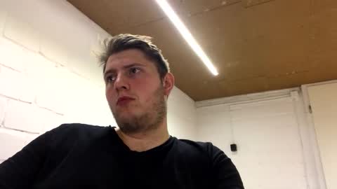 Snapshot of outflayd chatting on 02.13.26 outflayd online show from 02.13.26