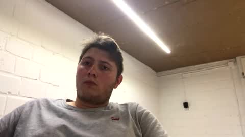 Snapshot of outflayd chatting on 02.27.26 outflayd online show from 02.27.26