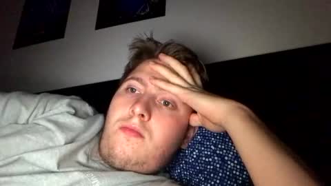 Snapshot of outflayd chatting on 03.01.26 outflayd online show from 03.01.26