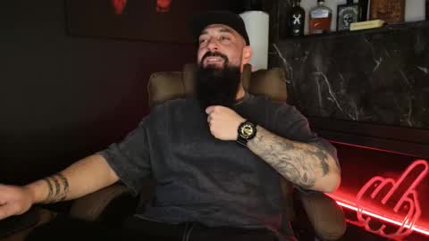 Snapshot of outofyourleague111 chatting on 12.14.25 Lex online show from 12.14.25