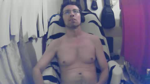 ovidio8111 online show from 02.20.26