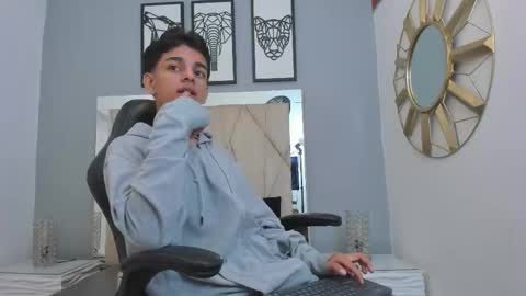 Snapshot of owen__johnson chatting on 09.23.25 Owen Johnson online show from 09.23.25