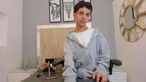 Snapshot of owen__johnson chatting on 10.13.25 Owen Johnson online show from 10.13.25