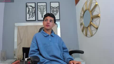 Snapshot of owen__johnson chatting on 10.15.25 Owen Johnson online show from 10.15.25