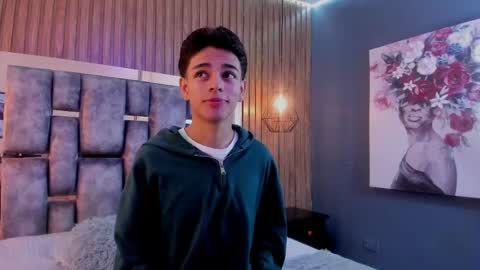 Snapshot of owen__johnson chatting on 11.16.25 Owen Johnson online show from 11.16.25