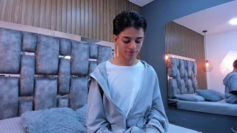 Snapshot of owen__johnson chatting on 01.08.26 Owen Johnson online show from 01.08.26