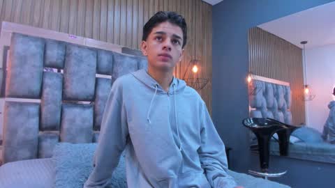 Snapshot of owen__johnson chatting on 01.12.26 Owen Johnson online show from 01.12.26