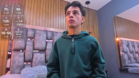 Snapshot of owen__johnson chatting on 01.19.26 Owen Johnson online show from 01.19.26