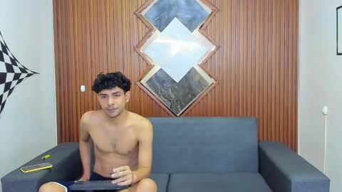 owen_mccarthy online show from 01.04.25