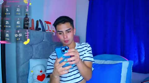Owen  Independent model  online show from 10.20.25